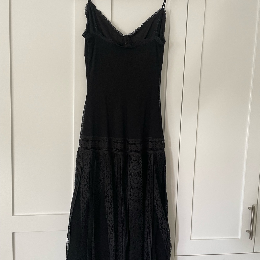 BETSEY JOHNSON Midi Black Dress